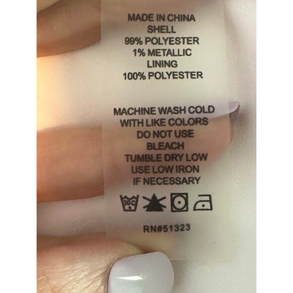 Vince Camuto off white silver sleeveless blouse size Small - Picture 5 of 16